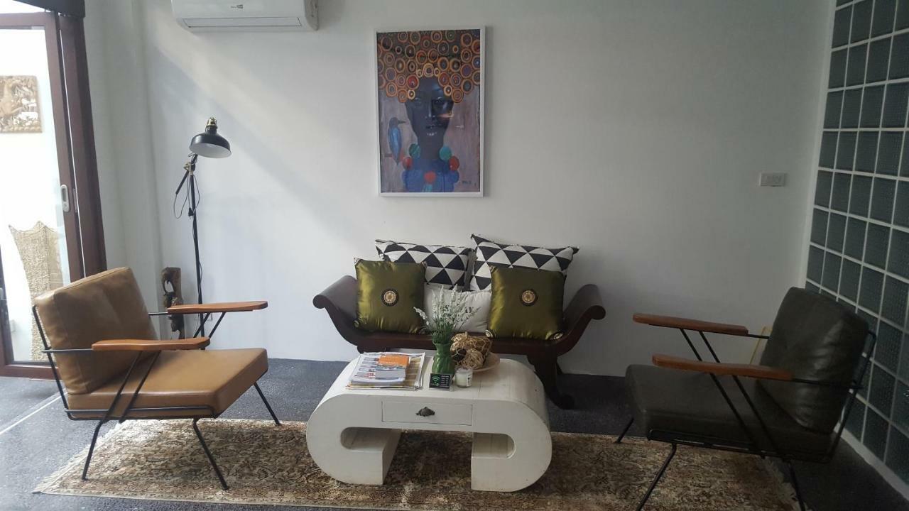 Haus Sathorn 21 Bed And Breakfast Bangkok Eksteriør bilde